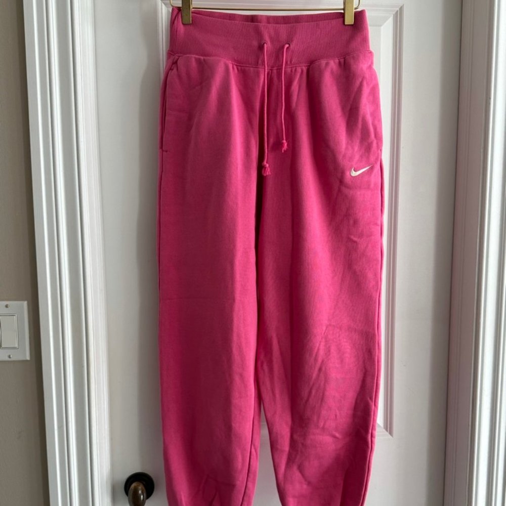 Nike High Waisted Pink Sweatpants